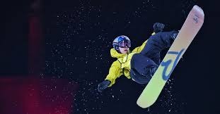 尴尬，掘金替补竟为詹姆斯起立鼓掌